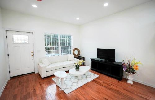 West New York House | Mansion Retreat 15 min to NYC w Balcony views