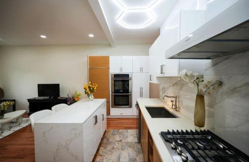 West New York House | Mansion Retreat 15 min to NYC w Balcony views
