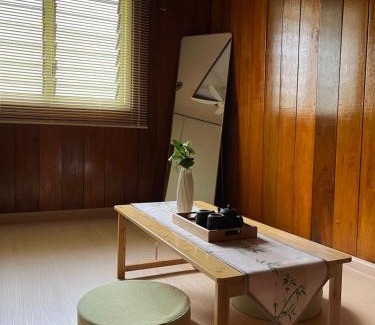 Ulu Telom House | Manson Goat Cottage
