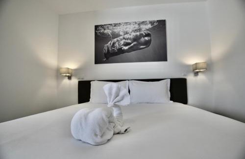 Horta Bed & Breakfast | Manta Ray Lodge