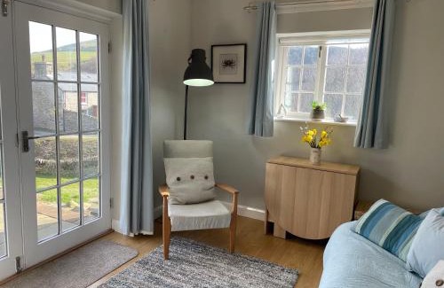 Aberaeron House | Manteg Aberaeron
