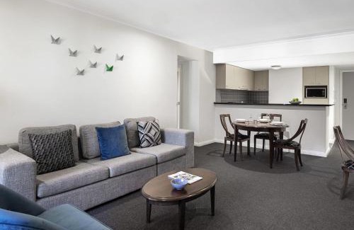 Chinatown Apartment | Mantra on Russell