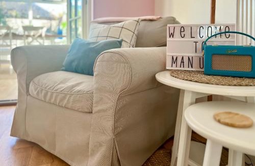 Totnes House | Manuka Cottage