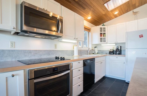 Manzanita House | Manzanita Vacation Rental