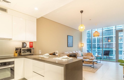 Dubai Apartment | Manzil-1BR Beach & Lagoon Access