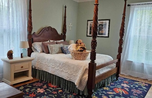 Richland Center Bed & Breakfast | Maon House Bed and Breakfast