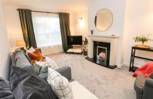 Church Fenton House | Maple House