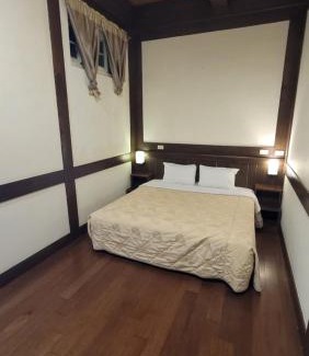Ren'ai House | Maple Leave Holiday Villa