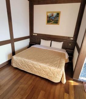 Ren'ai House | Maple Leave Holiday Villa