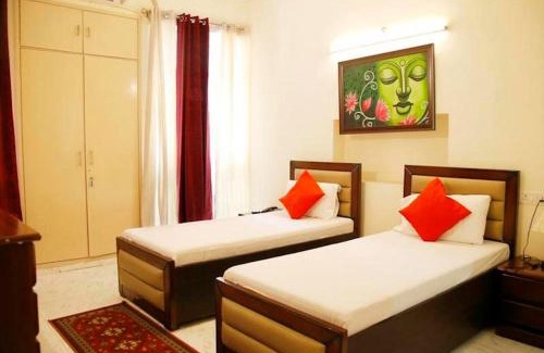 South Extension House | Maplewood Guest House, Neeti Bagh, New Delhiit is a Boutiqu Guest House - Room 4