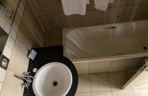 Downtown Johannesburg Hotel | Mapungubwe Hotel Apartments Marshalltown