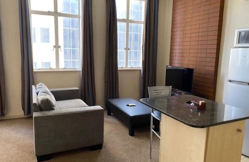 Downtown Johannesburg Hotel | Mapungubwe Hotel Apartments Marshalltown