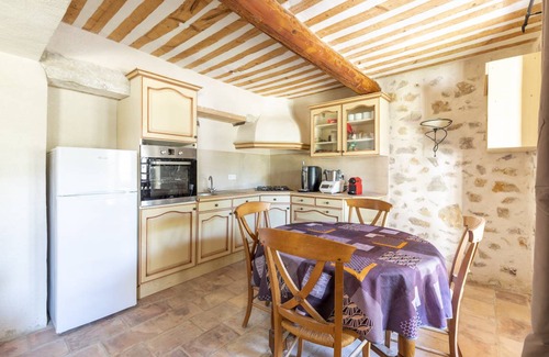 Boulbon House | Maquis - Maison avec jardin proche Avignon