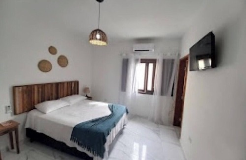 Peruibe Hotel | Mar Egeu Arte & Pouso