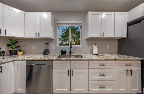 Marana House | Marana/Quiet Neighborhood/3 BR 2 BA/Cozy