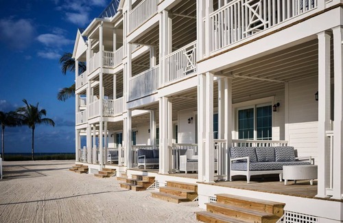 Marathon Apartment | Marathon Beachfront Suite | 1BR Veranda +Luxe Bath