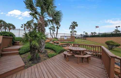 Galveston Condo | Maravilla 140 - Salt Life