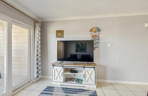 Galveston Apartment | Maravilla Condos - Anchors Away