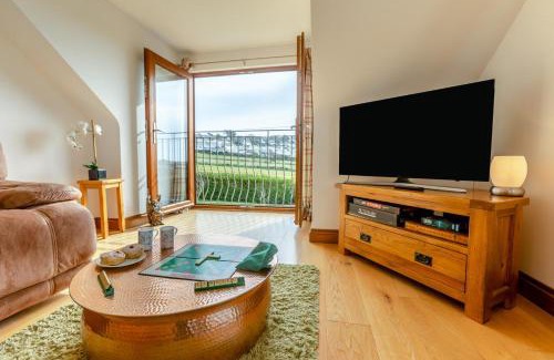 Marazion Apartment | Marazion Sail Loft