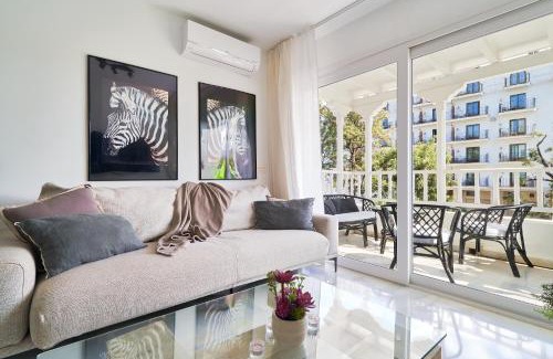Puerto Banus Apartment | MARBELLA BANUS SUITES - Banus, modern, bright and balcony