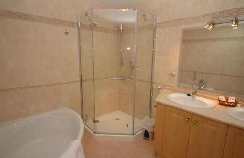 Marbella Apartment | Marbella Beach Resort at Club Playa Real