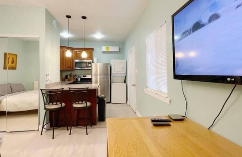 Los Altos Hills Cottage | @ Marbella Lane - Adorable garden cottage