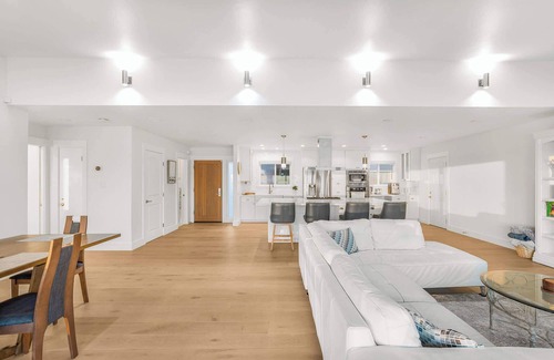 Sharp Park House | @Marbella Lane-Oceanfront Retreat w/Stunning View