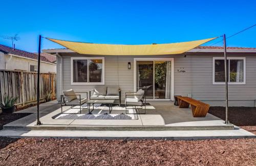 Santa Clara House | @ Marbella Lane - Superb and Cozy 4BR Home