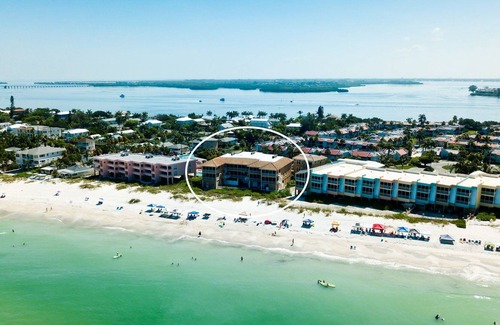Bradenton Beach Hotel | Marbella Villa 02 - 1715312