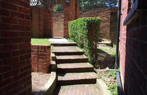 Brixton Apartment | Marble Apartments Effra Court