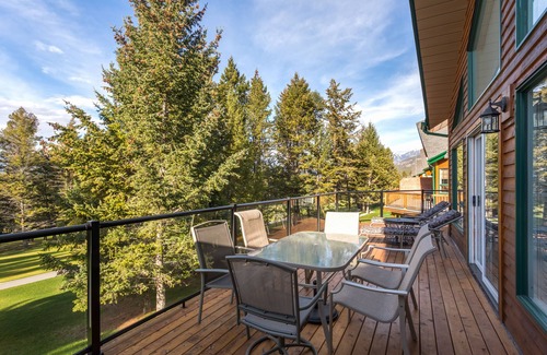 East Kootenay House | Marble Canyon 4 Bedroom Premium Townhome: Unit 801P2