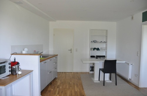 Marburg Apartment | Marburg - 2-room apartment in the countryside. Fresh air, distant views and nature!