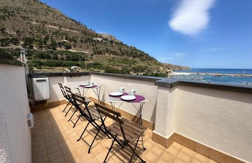 Castellammare del Golfo Apartment | Marcantonio Suite