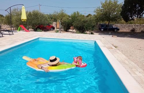 Pirovac Bed & Breakfast | Marcelovi dvori