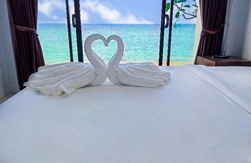 Bang Po Hotel | March Samui Resort