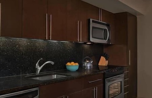 Marco Island Resort | Marco Crystal Shores Beachfront Resort & Spa