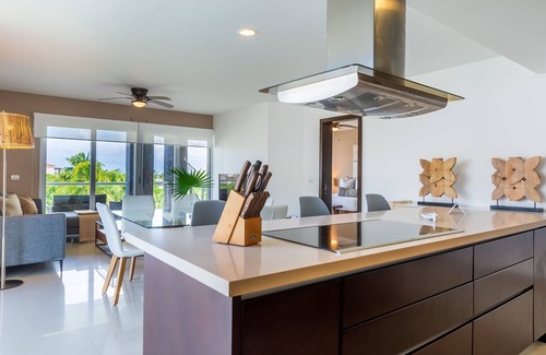 Puerto Juarez Apartment | Mareazul Casa Quetzal 3 Bedroom Apts by RedAwning