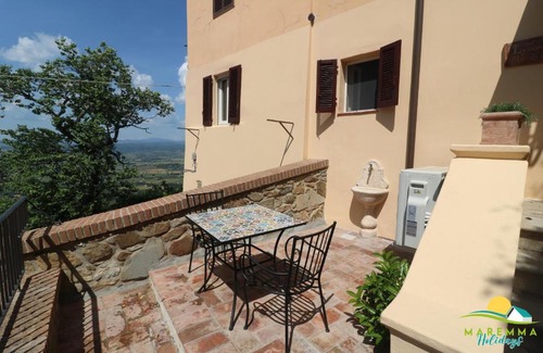 Scarlino Apartment | Maremma Holidays- La Casa Di Rocca