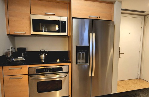 Sunny Isles Beach Apartment | Marenas Beach Resort