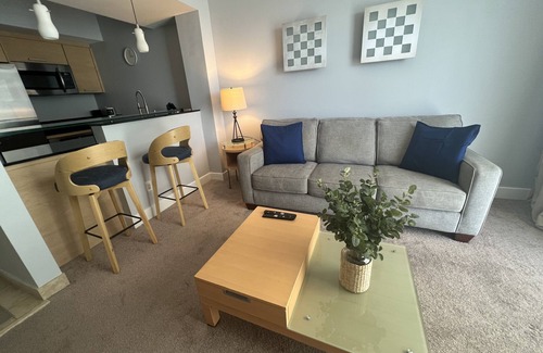 Sunny Isles Beach Apartment | Marenas Beach Resort