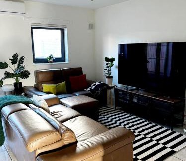 Heaton House | Mareot House UK