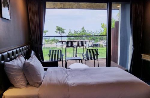 Aewol Hotel | Marevo Beach Hotel