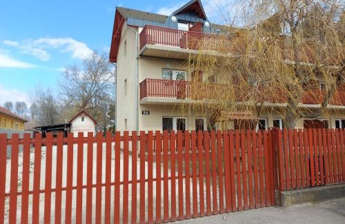 Balatonlelle Apartment | Margaréta Apartmanház
