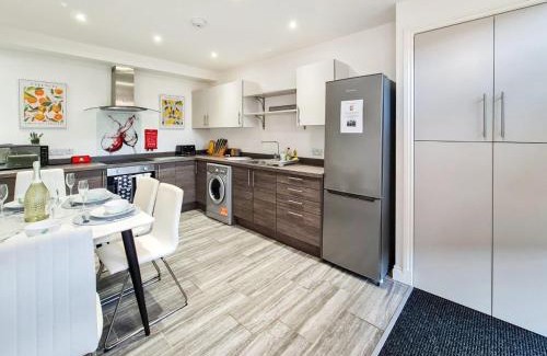 Cheltenham Apartment | Margaret's Garden by Fortuna Property