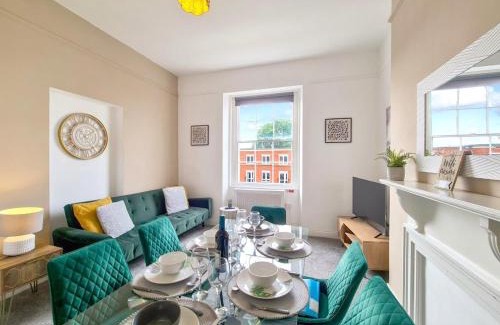 Cheltenham Apartment | Margaret's Quattro by Fortuna Property