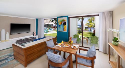 Puerto Morelos Resort | Margaritaville Island Reserve Riviera Cancún - A Karisma All-Inclusive Experience for All