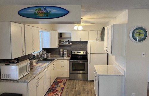 Clarkson House | Margaritaville Lake House on Nolin Lake.