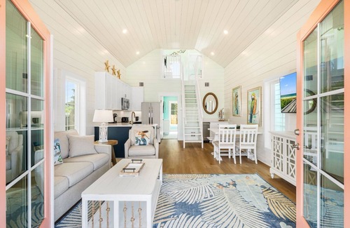 Panama City Beach Apartment | Margaritaville Beach Cottage Resort PCB