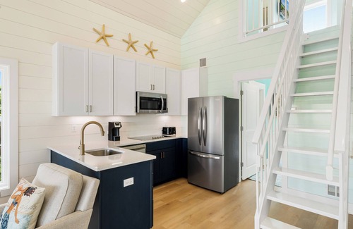 Panama City Beach Apartment | Margaritaville Beach Cottage Resort PCB