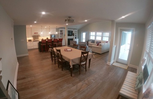 Margate City House | Margate Elevator Close to Beach 4 Bed 3 1/2 Bath Lg Pool Grill full kitchen